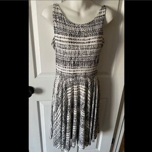 Women’s Coercion A line white / black sleeveless dress